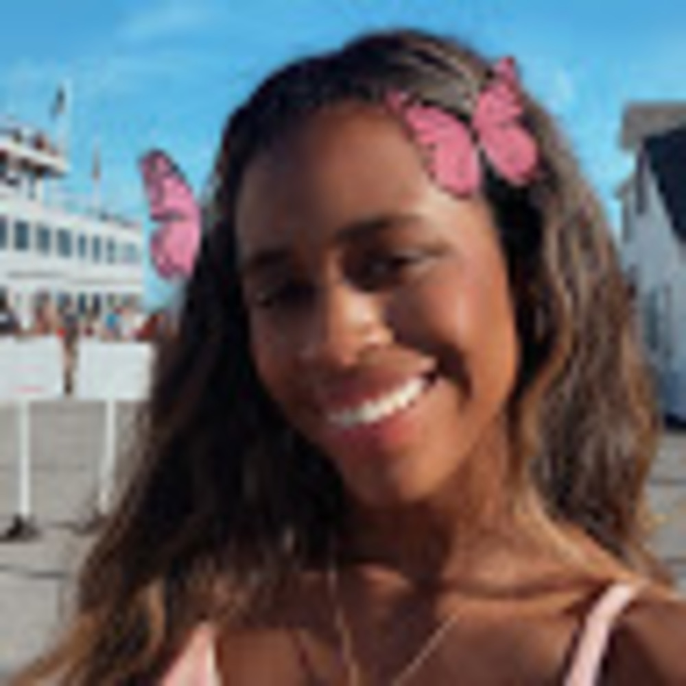 Meet your Posher, Valentina